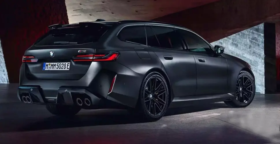 عکس نمای بیرونی BMW M5 Touring