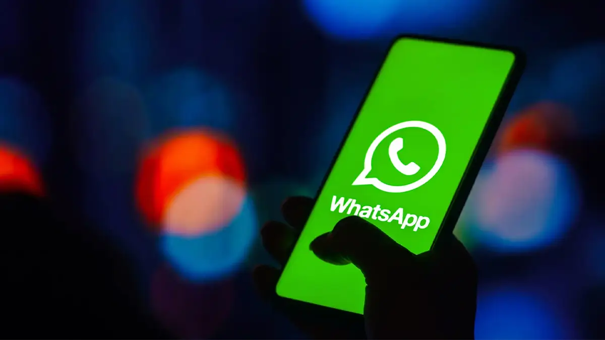 برنامه WhatsApp روی موبایل