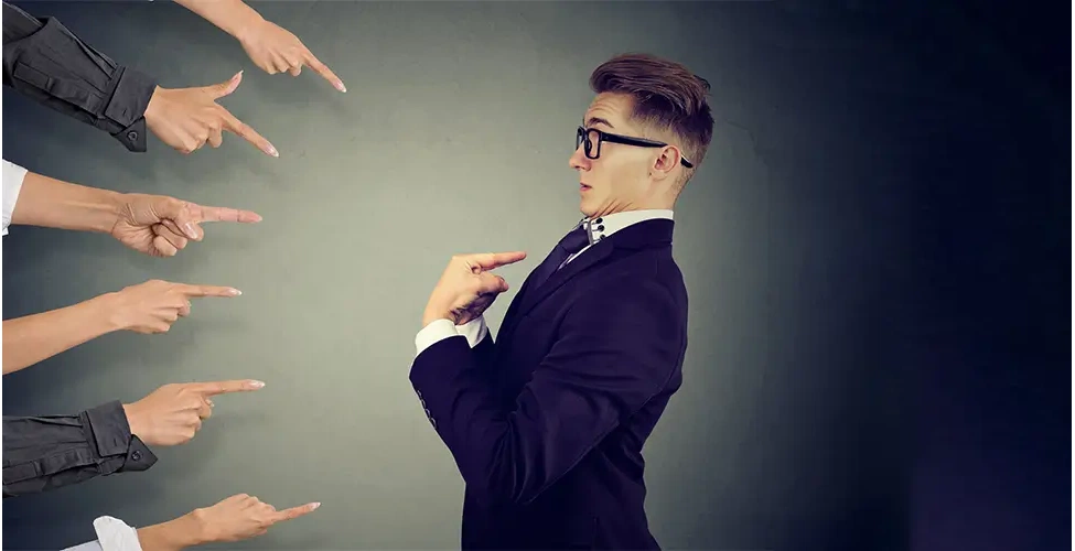 متهم شدن اجتماعی و اضطراب