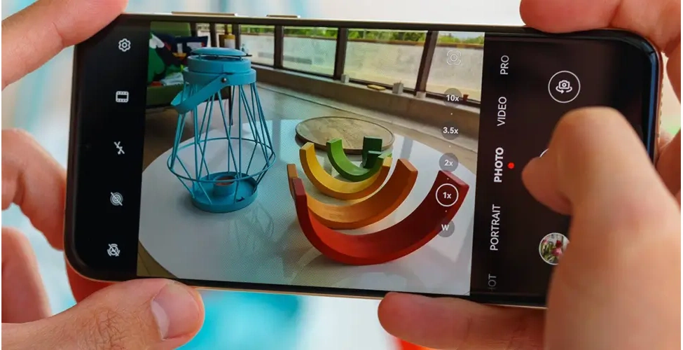 صفحه نمایش Huawei pura 80 utlra