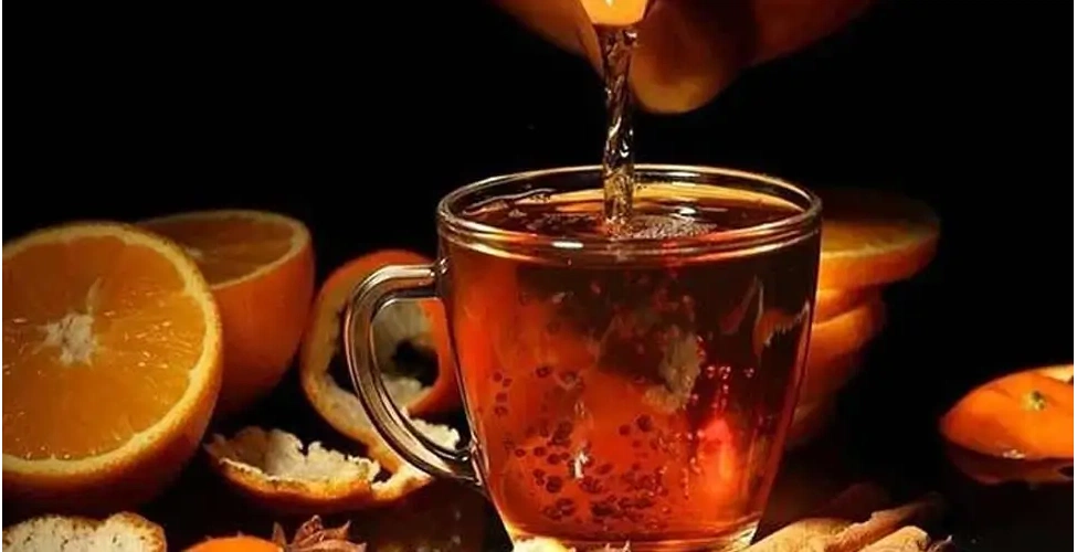 دمنوش پرتقال کاراملی با دارچین و زنجبیل