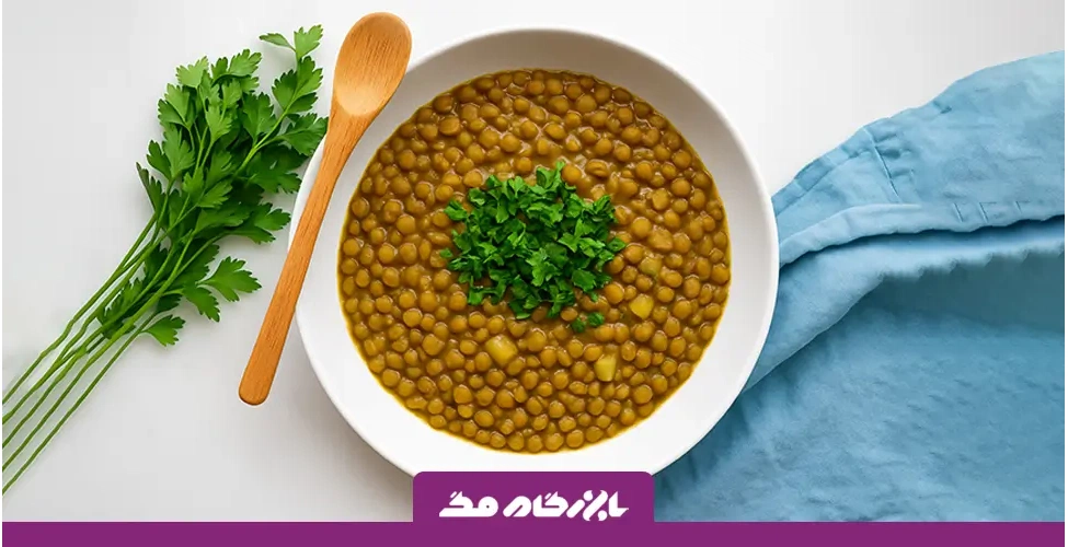عدسی با تزئین جعفری خرد شده