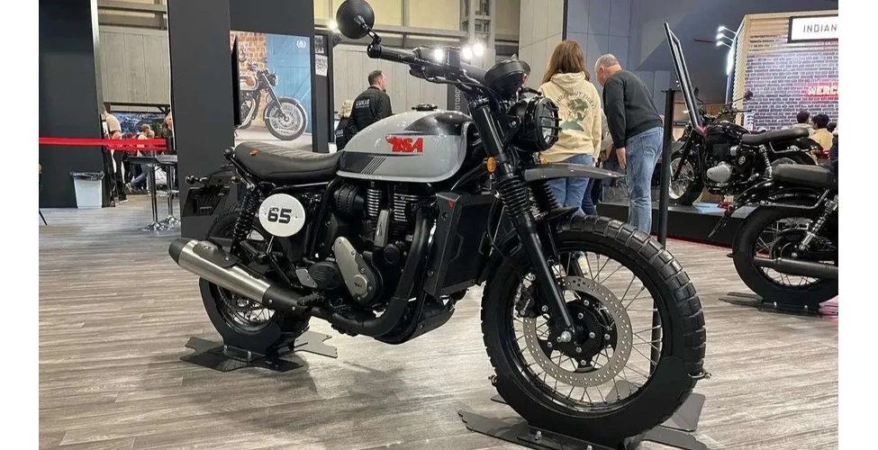 موتورسیکلت BSA B65
