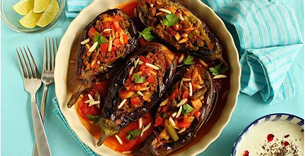 سرو دلمه بادمجان شکم پر