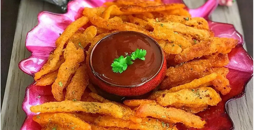 سیب زمینی کرانچی با سس مخصوص