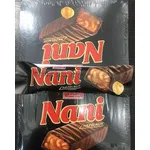 شکلات کارامل با مغز خلال فندق و روکش شکلات شیری نانی شیرین عسل 40 گرمی